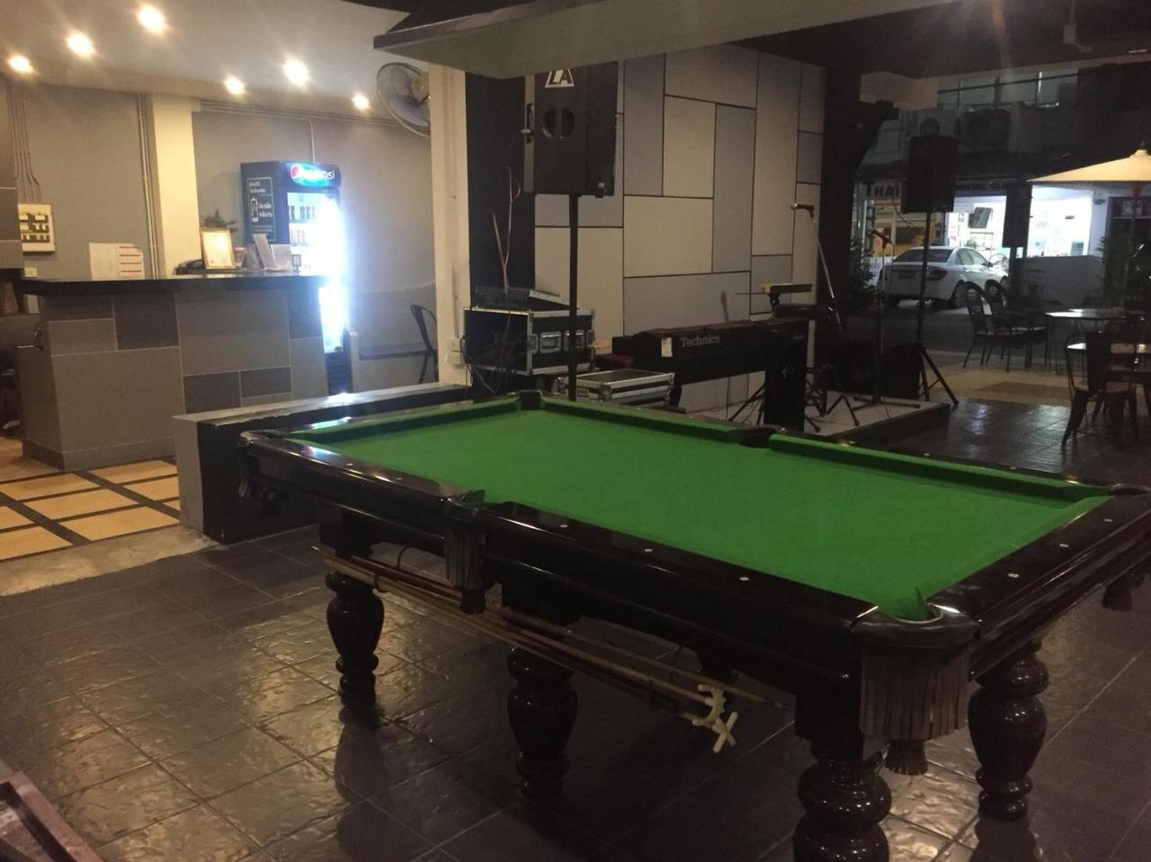 Hotel Happy Bou Jomtien Pattaya Exterior foto